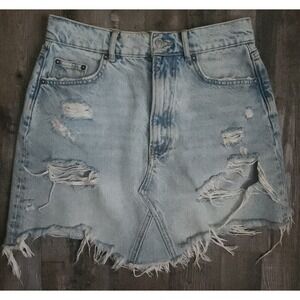 Pilcro Anthropologie Denim Mini Skirt Womens Size 6 Distressed Frayed Hem Light
